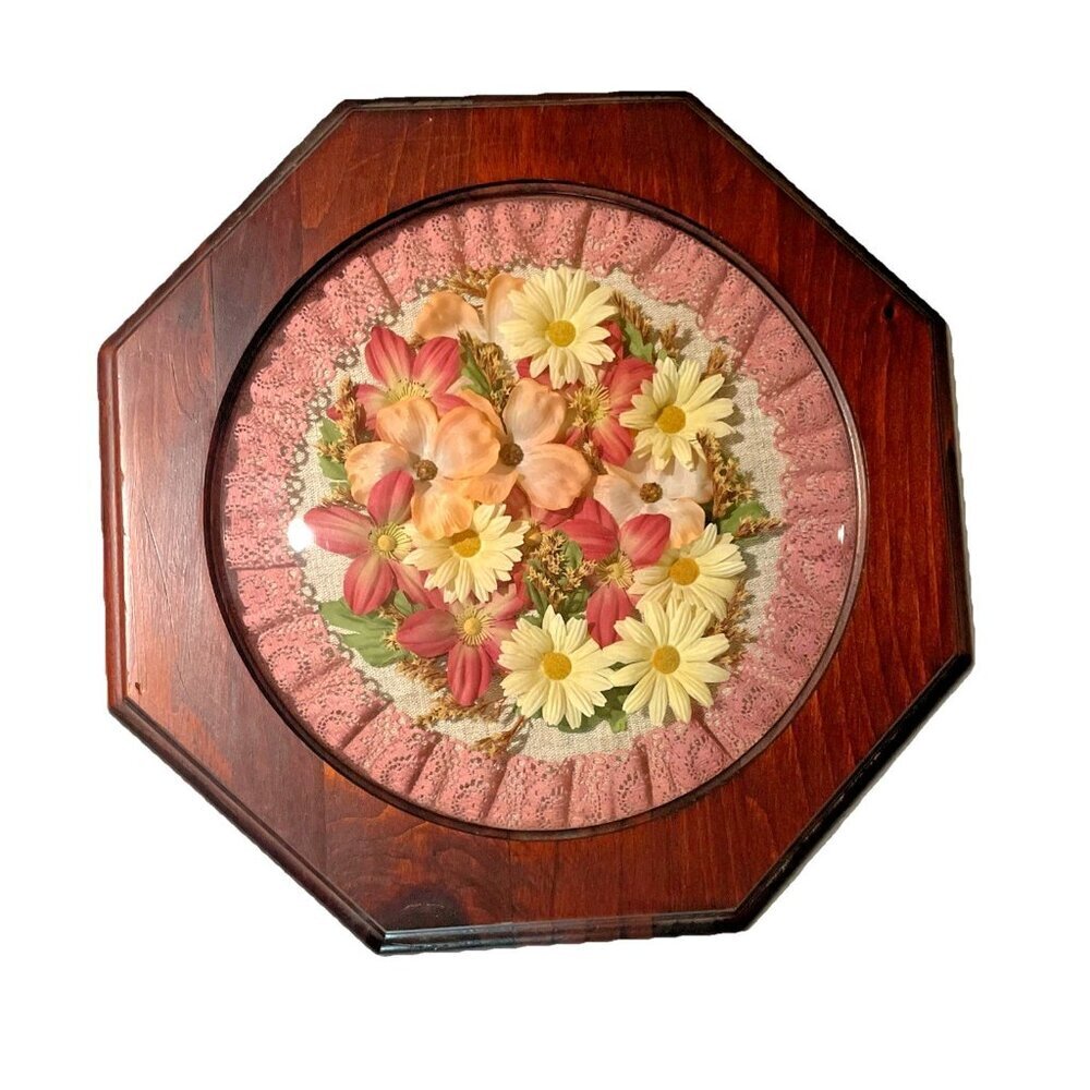 VTG Dried Flower Wall Hanging Domed Wooden Frame 13.5X13.5" Octagon Pink Lace